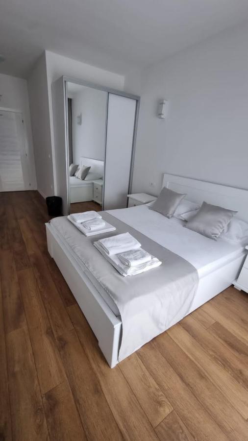 Elan Luxury Apartments & Rooms Plav Eksteriør bilde