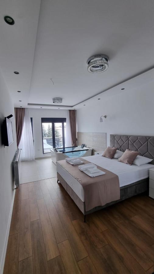 Elan Luxury Apartments & Rooms Plav Eksteriør bilde